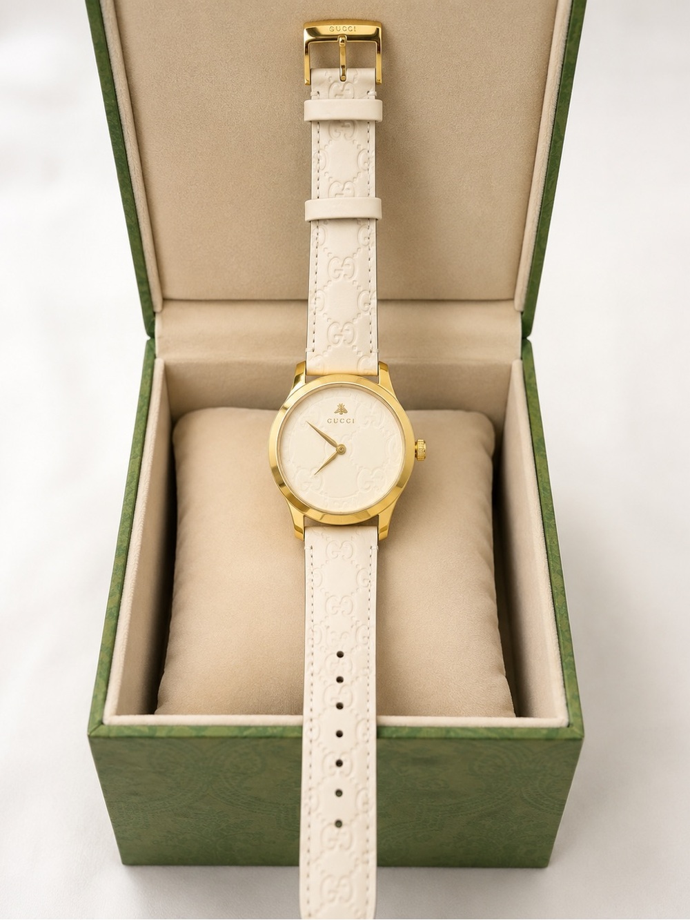 NWT Gucci Cream Leather Watch with Gold-Tone Case - Picture 6 of 9